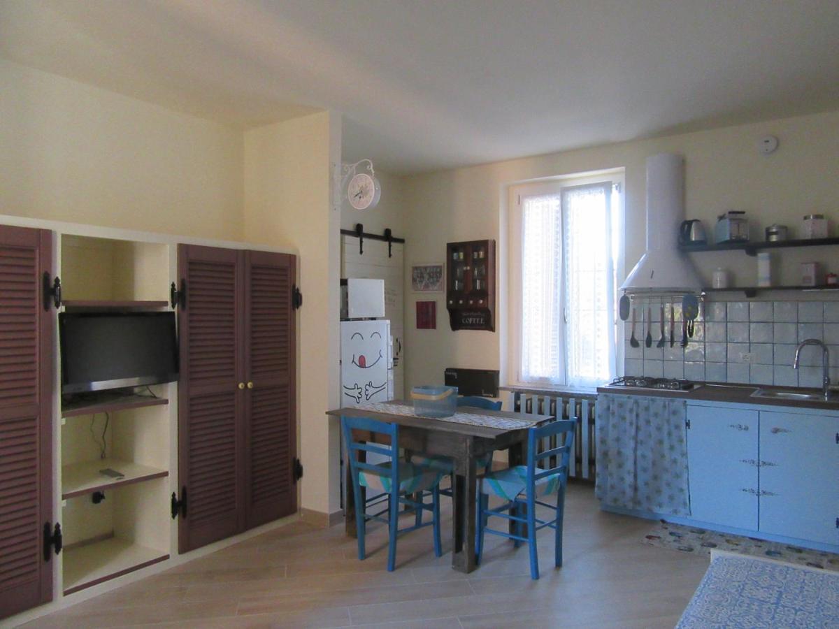 Un Letto Nel Cortile Apartment Bereguardo Exterior foto